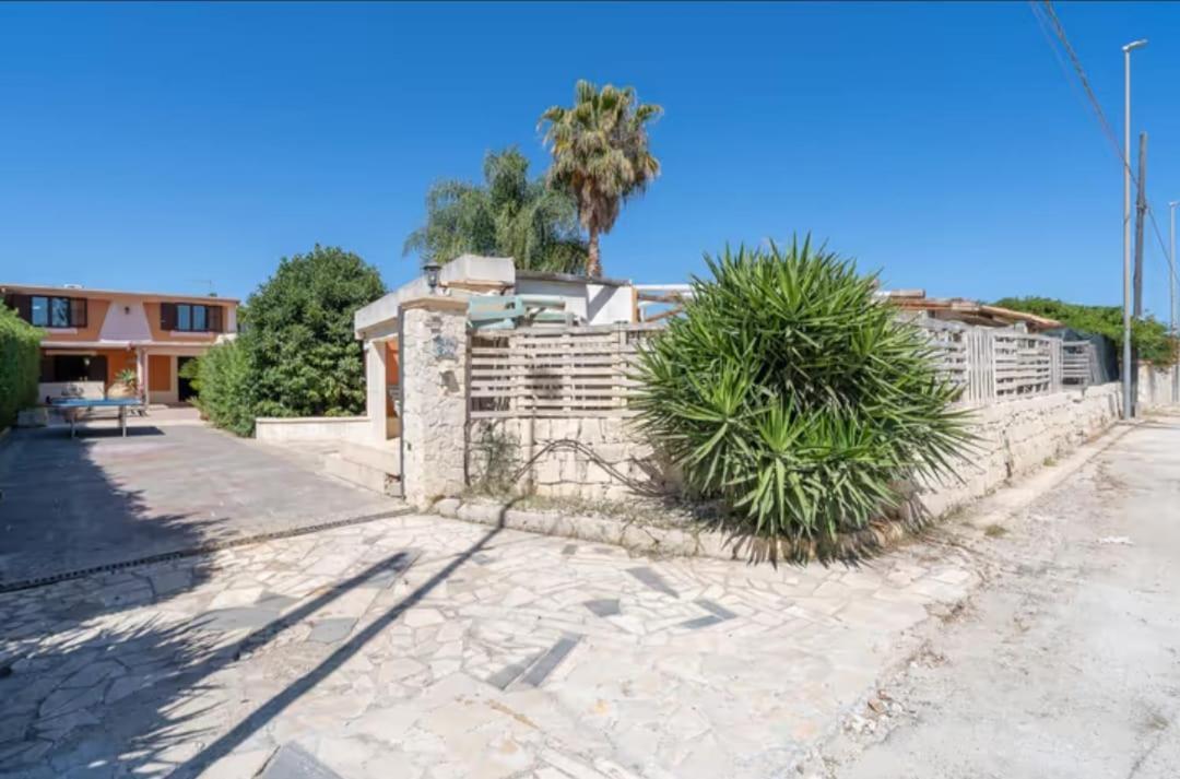 Villa Con Piscina Al Mare Ognina Exterior foto