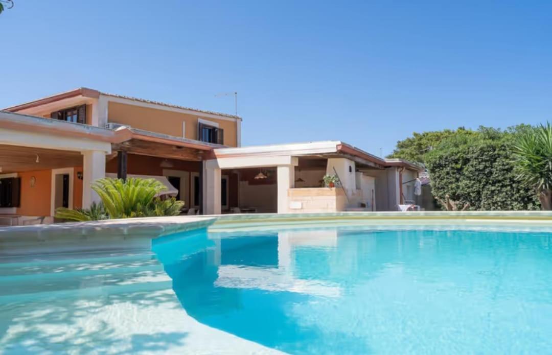 Villa Con Piscina Al Mare Ognina Exterior foto
